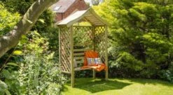 Forest Parisienne Arbour